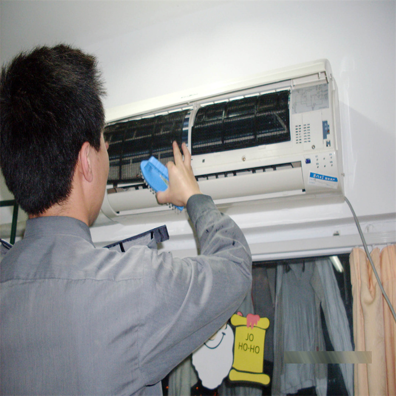 深圳布吉沙湾别墅空调从里面漏水维修
